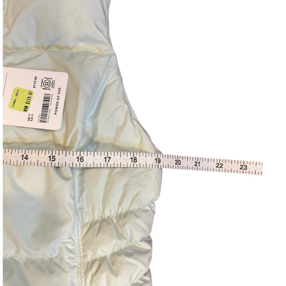 NWT ATHLETA Glacier Green Downtown Full Zip Insulated Puffer Vest Women's Medium - Picture 4 of 10